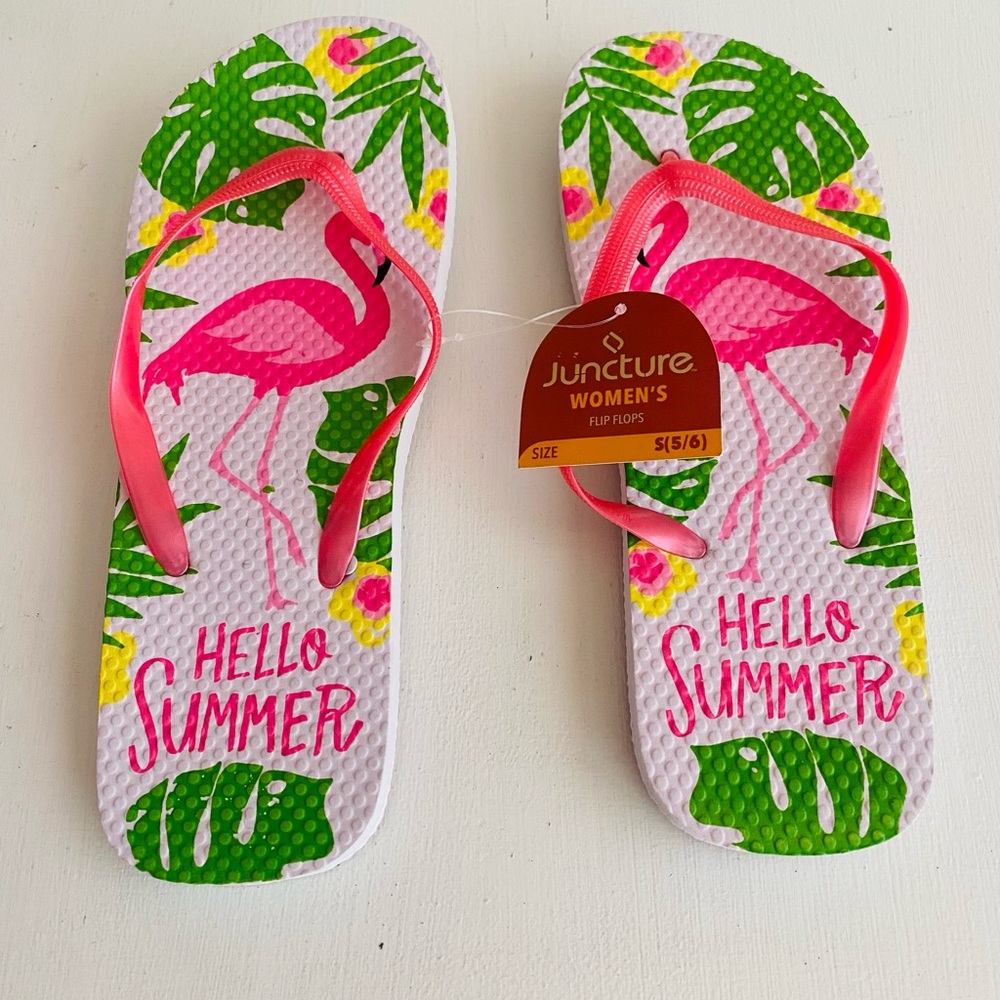 New with Tags Summer Pink Flamingo Tropical 🏝️ 🦩 🩴 Flip Flips